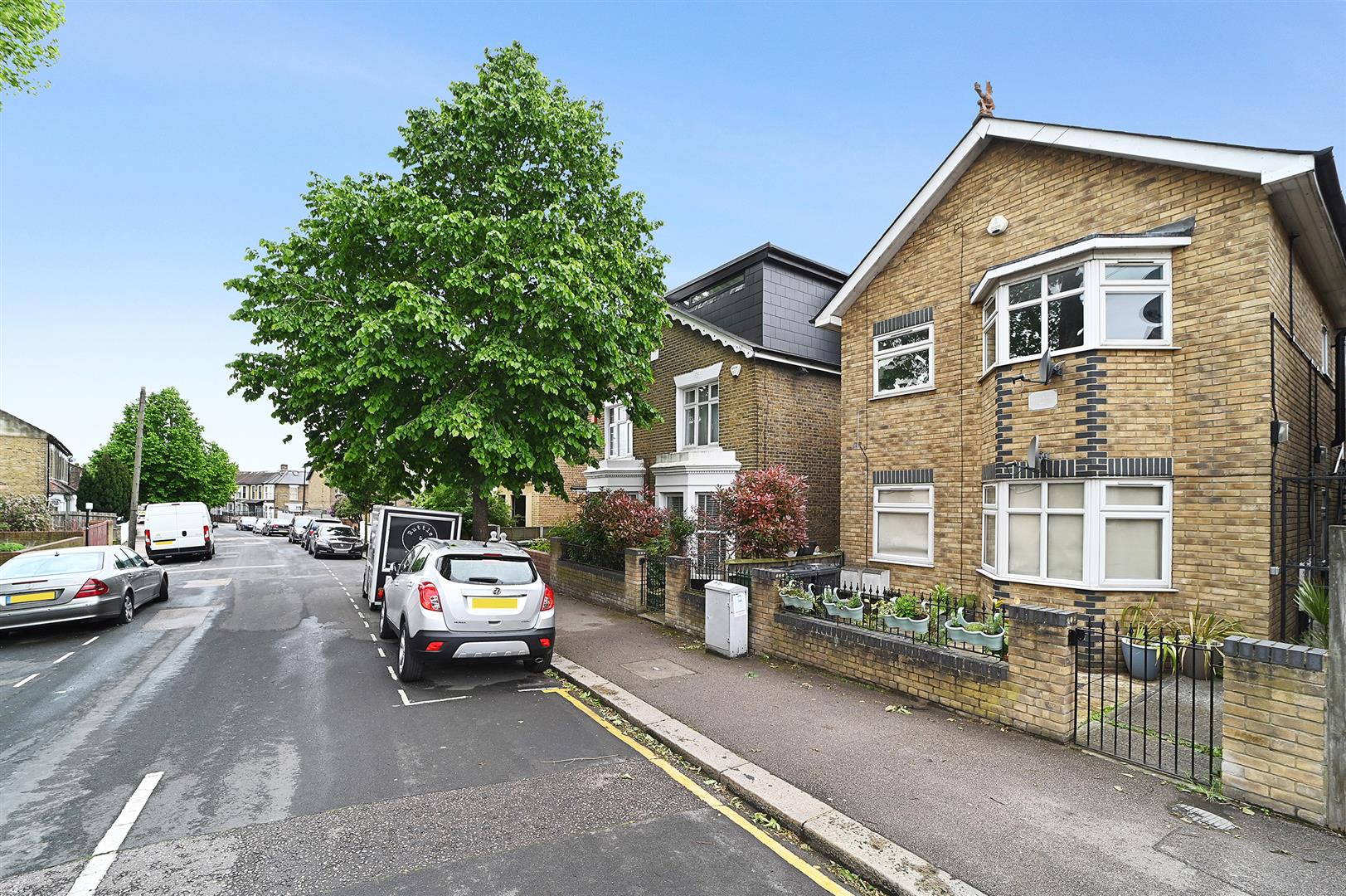 Estates 17 Walthamstow’s Estate Agent